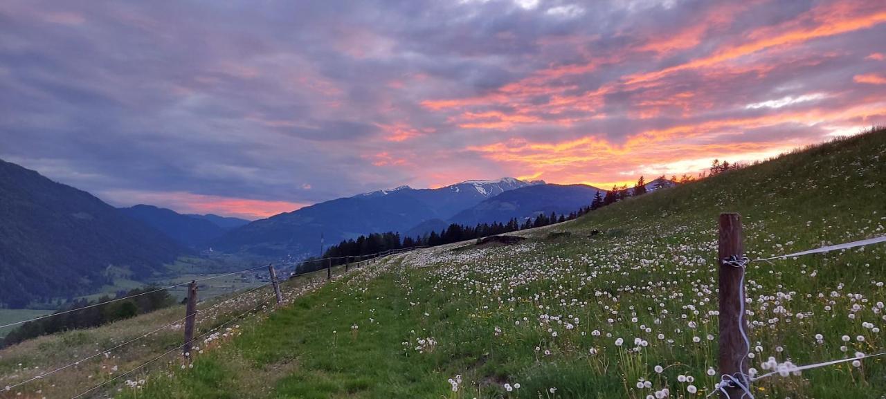 Camping Bella Austria Sankt Peter am Kammersberg Bagian luar foto